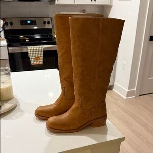 Viral Brown Knee-High Leather Boots